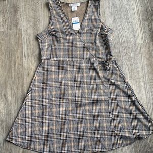 NWT plaid sleeveless dress
